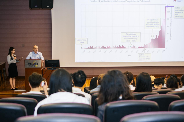 I Saw GeneIII Biotech in the Laboratory of the National University of Singapore