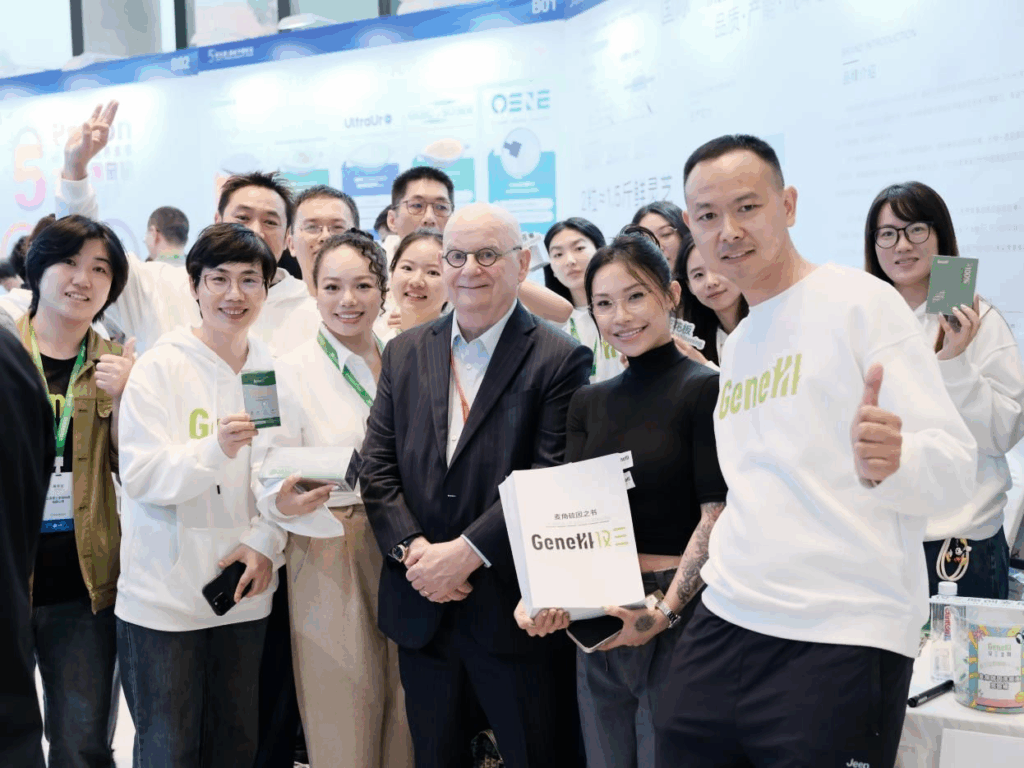 GeneIII made a prominent appearance at the Asia Anti-Aging Forum! It received high praise from Professor Halliwell, the father of ergothioneine research!
